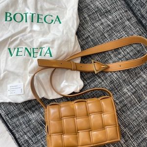 Bottega Veneta small padded cassette bag. Camel color.